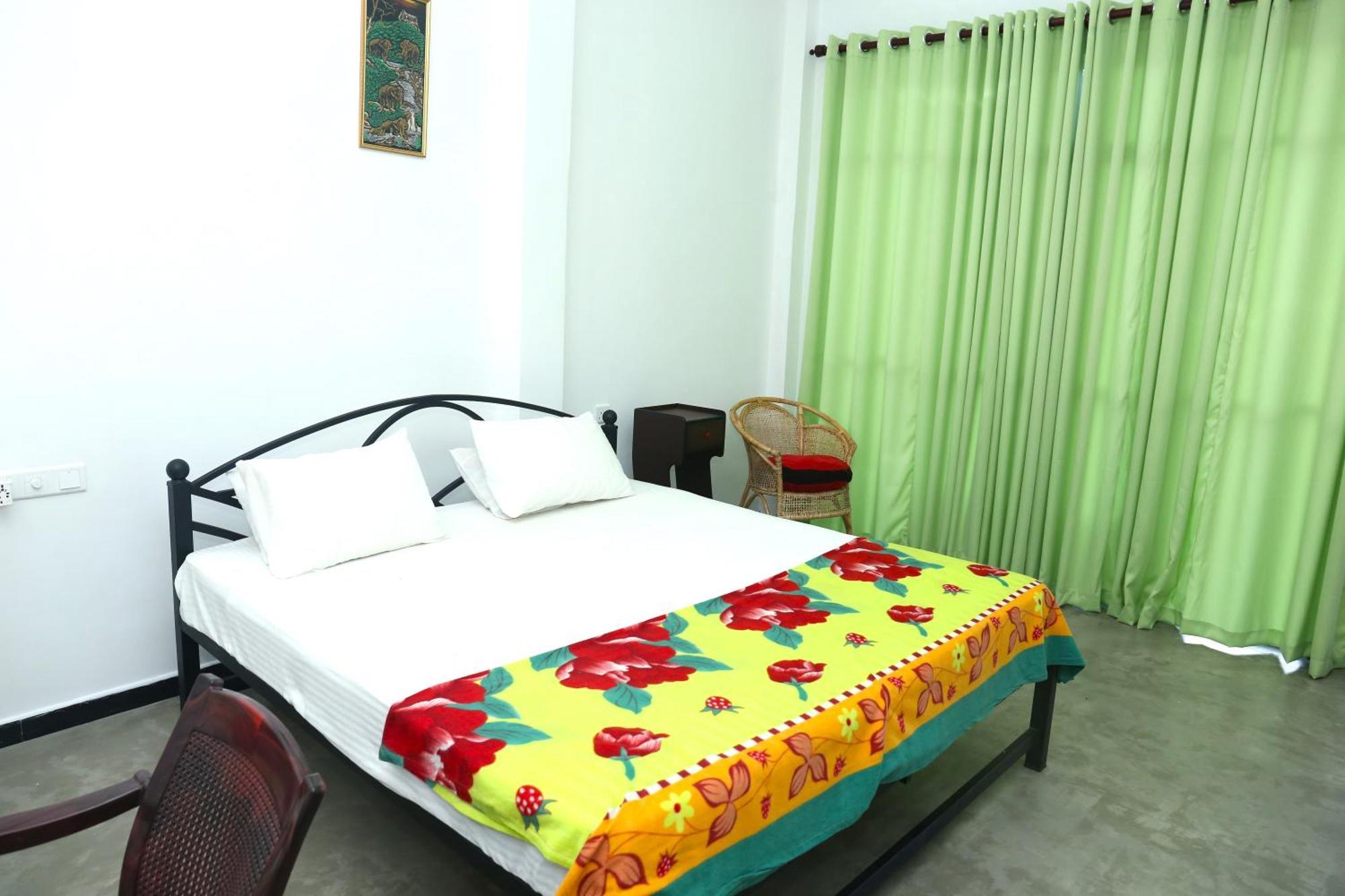 Sandy Palms Guesthouse Hikkaduwa Esterno foto