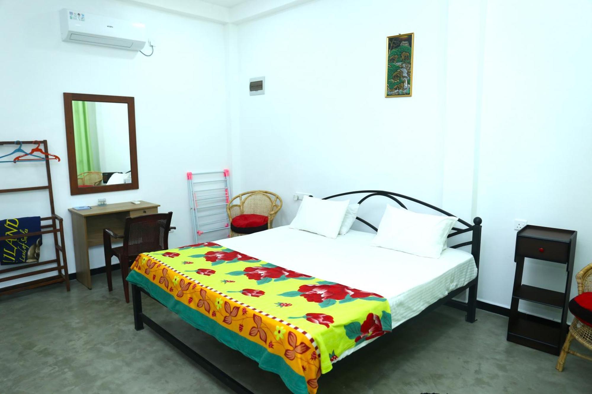Sandy Palms Guesthouse Hikkaduwa Esterno foto